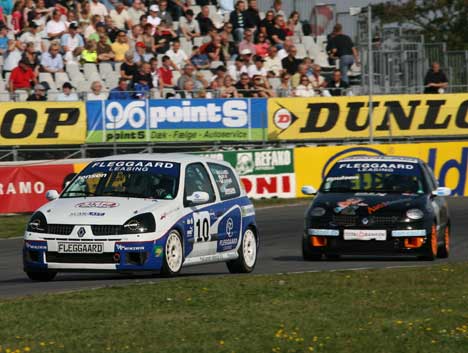 Kasper Jensen tager atter en sejr hjem og udbygger med denne ydermere sin føring i Fleggaard Renault Clio Cup.